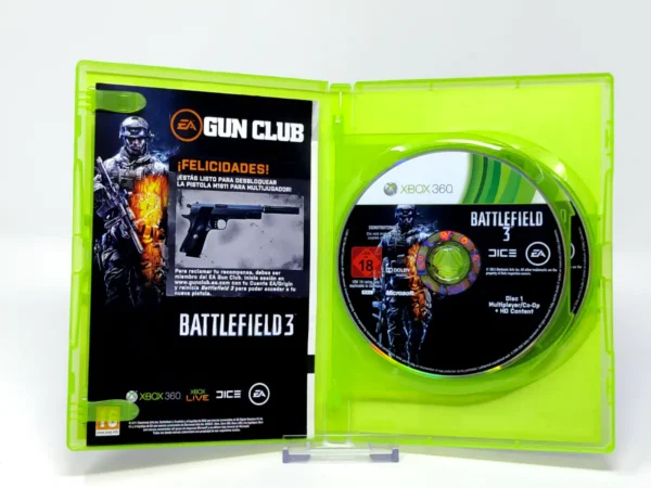 Interior del juego Battlefield 3 (ESP) para XBOX 360 con disco y manual