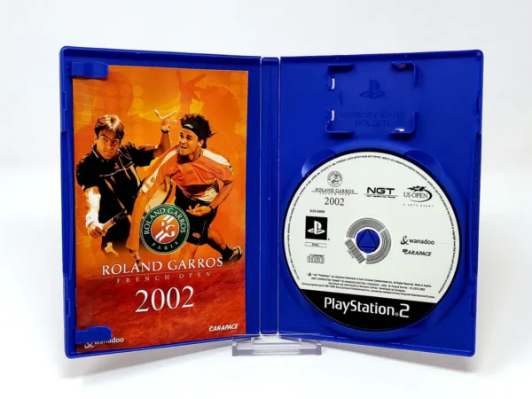 Interior del juego Roland Garros French Open 2002 (ESP) para PlayStation 2 con disco y manual