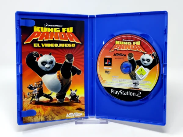 Interior del juego Kung Fu Panda: El Videojuego (ESP) para PlayStation 2 con disco y manual