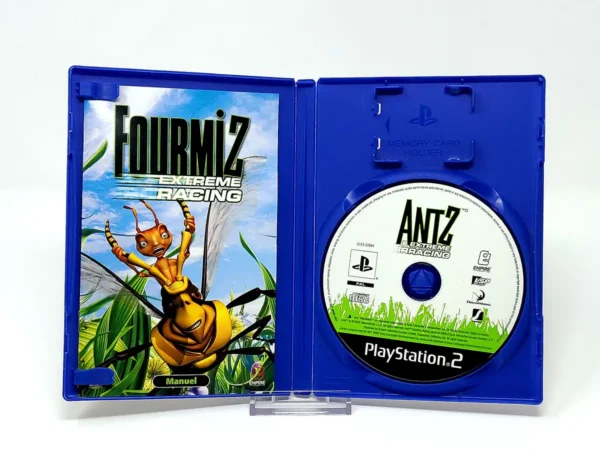 Interior del juego Fourmiz  Extreme Racing (FRA) para PlayStation 2 con disco y manual