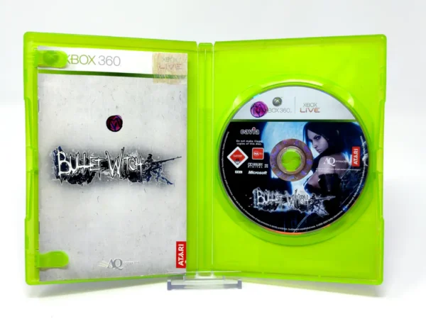 Interior del juego Bullet Witch (ESP) para XBOX 360 con disco y manual