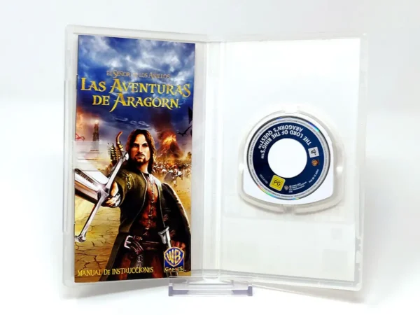 Interior del juego El Señor de los Anillos: Las Aventuras de Aragorn (ESP) para PSP con disco y manual