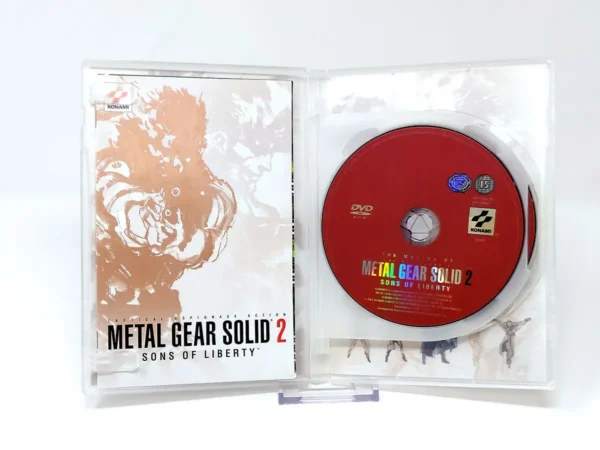Interior del juego Metal Gear Solid 2: Sons of Liberty (UK) para PlayStation 2 con disco y manual