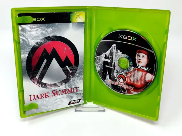 Interior del juego Dark Summit (UK) para XBOX con disco y manual