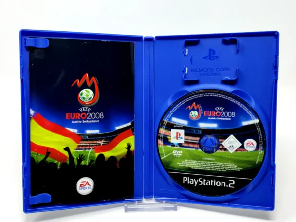 Interior del juego UEFA Euro 2008 (ESP) para PlayStation 2 con disco y manual