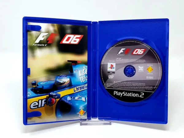 Interior del juego Formula One 06 (ESP) (Rebajado) para PlayStation 2 con disco y manual