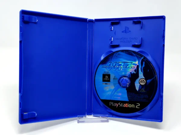Interior del juego James Bond 007 en... Agente en Fuego Cruzado (ESP) (Rebajado) para PlayStation 2 con disco y manual