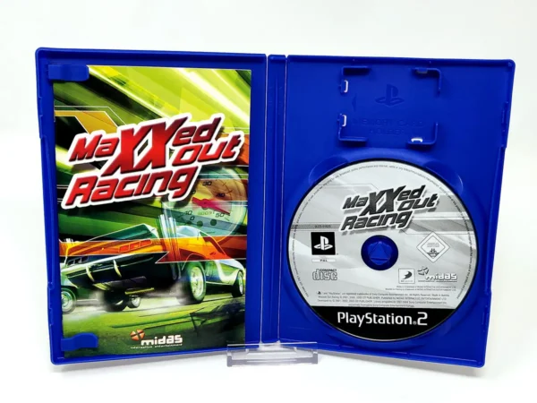 Interior del juego Maxxed Out Racing (FRA) para PlayStation 2 con disco y manual