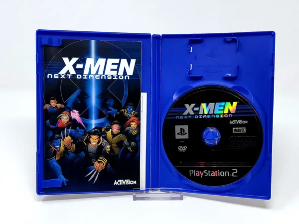 Interior del juego X-Men: Next Dimension (FRA) para PlayStation 2 con disco y manual