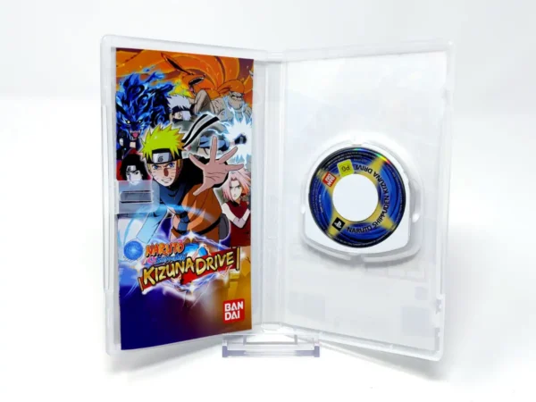 Interior del juego Naruto Shippuden: Kizuna Drive (ESP) (Essentials) para PSP con disco y manual