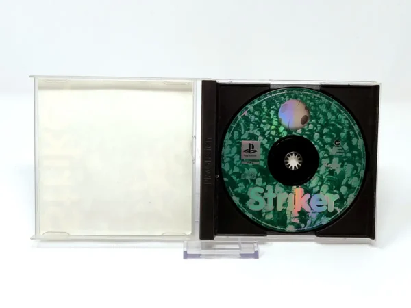 Interior del juego Striker 96 (ESP) (Rebajado) para PlayStation 1 con disco y manual