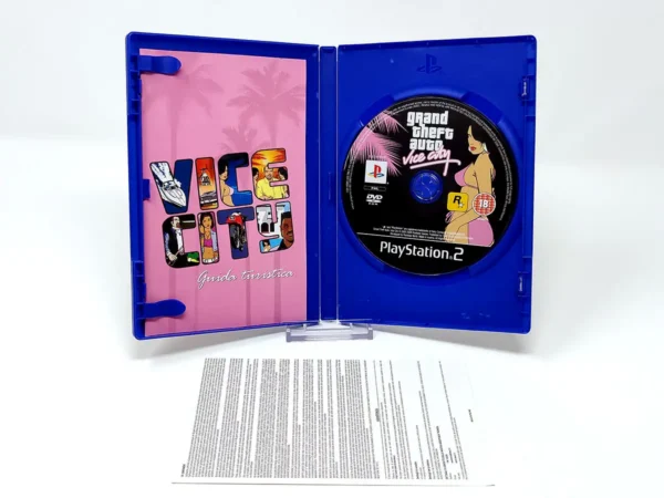 Interior del juego Grand Theft Auto: Vice City (ITA) para PlayStation 2 con disco y manual