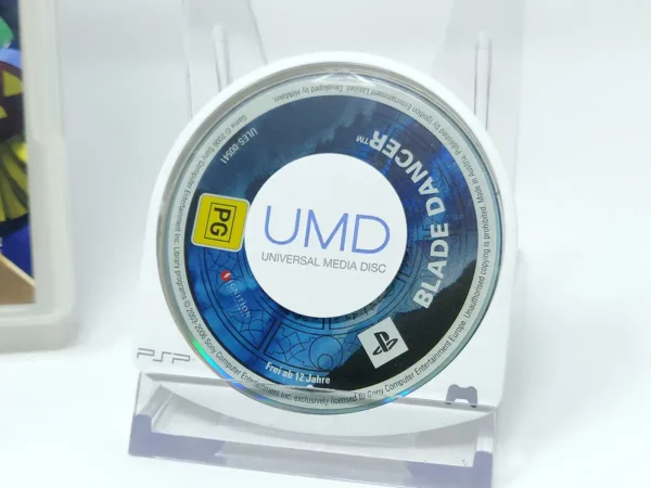 Lateral de la caja de Blade Dancer: Lineage of Light (ESP) para PSP