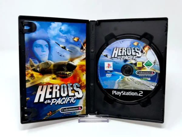 Interior del juego Heroes of the Pacific (ESP) (Rebajado) para PlayStation 2 con disco y manual