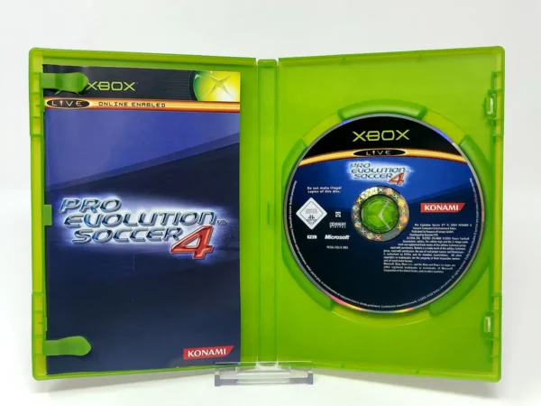 Interior del juego Pro Evolution Soccer 4 (ESP) para XBOX con disco y manual