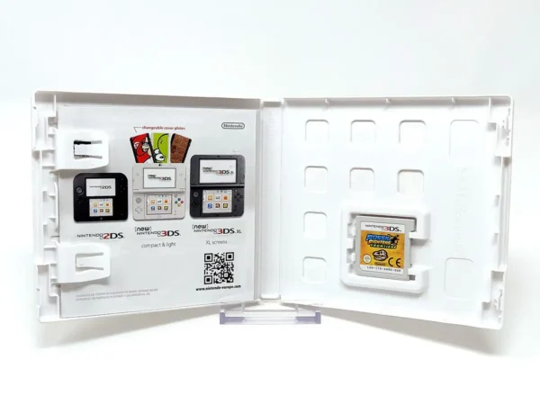 Interior del juego Fossil Fighters: Frontier (ESP) para Nintendo 3DS con disco y manual