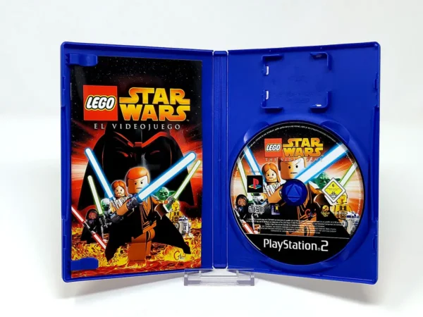 Interior del juego LEGO Star Wars: El videojuego (ESP) para PlayStation 2 con disco y manual
