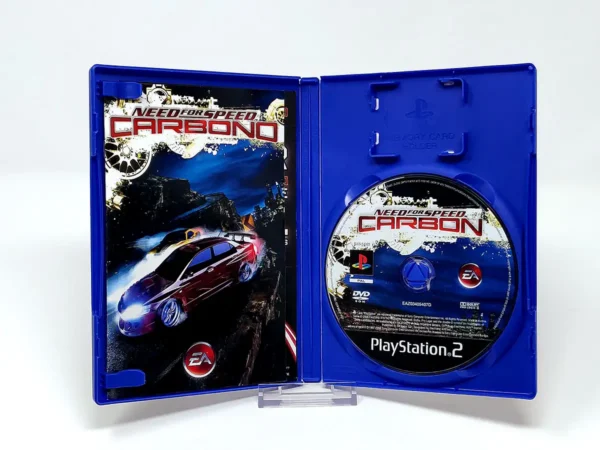 Interior del juego Need for Speed: Carbono (ESP) (v1) para PlayStation 2 con disco y manual