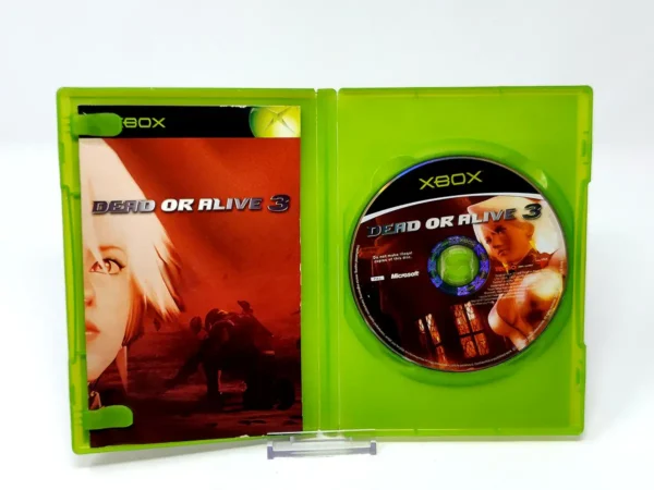 Interior del juego Dead or Alive 3 (ITA) (Classics) para XBOX con disco y manual