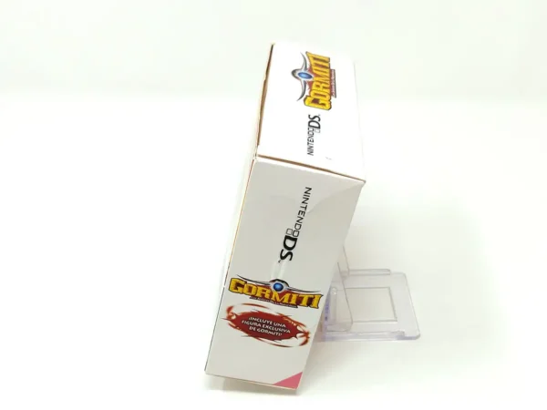 Interior del juego Gormiti: Los Señores de la Naturaleza (ESP) para Nintendo DS con disco y manual