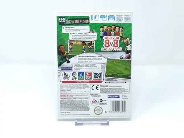 Interior del juego FIFA 09: All-Play (ESP) para Nintendo Wii con disco y manual