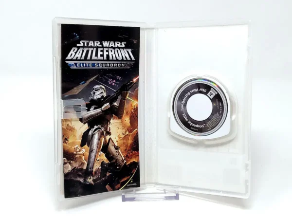 Interior del juego Star Wars Battlefront: Elite Squadron (ESP) (Essentials) para PSP con disco y manual