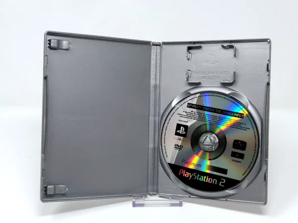 Interior del juego Spyro: Enter the Dragonfly (FRA) (Platinum) (Rebajado) para PlayStation 2 con disco y manual