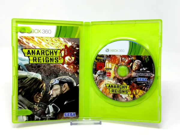 Interior del juego Anarchy Reigns (Limited Edition) (UK) para XBOX 360 con disco y manual