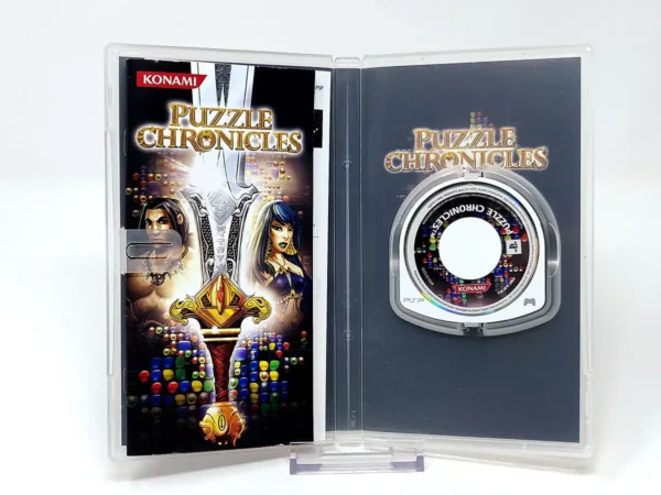 Interior del juego Puzzle Chronicles (ESP) (Rebajado) para PSP con disco y manual