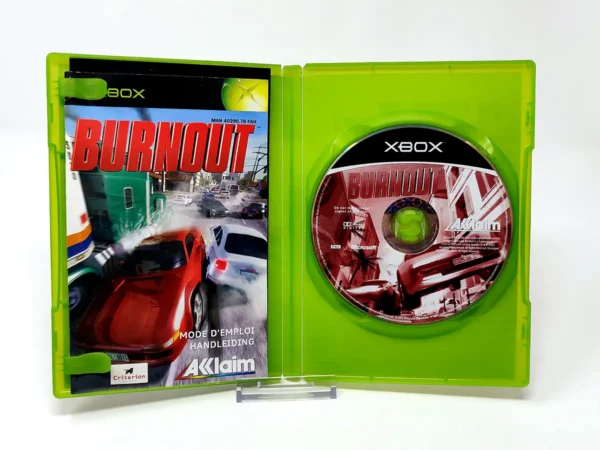 Interior del juego Burnout (FRA) para XBOX con disco y manual