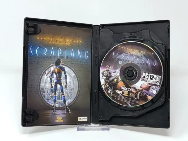 Interior del juego Scrapland (ESP) para PC con disco y manual