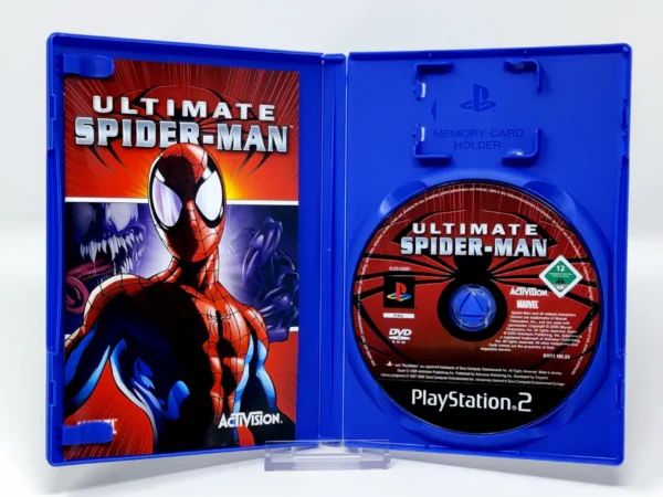 Interior del juego Ultimate Spider-Man (ITA) para PlayStation 2 con disco y manual