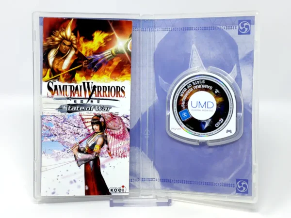 Interior del juego Samurai Warriors: State of War (ESP) para PSP con disco y manual
