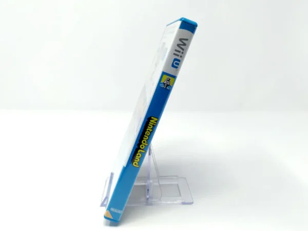 Lateral de la caja de Nintendo Land (ESP) para Nintendo Wii U