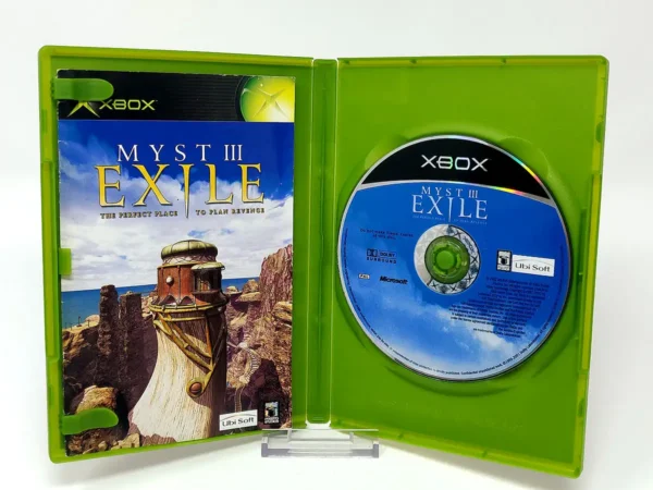 Interior del juego Myst III: Exile (UK) para XBOX con disco y manual