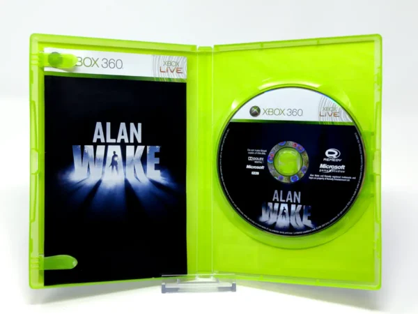Interior del juego Alan Wake (ESP) para XBOX 360 con disco y manual