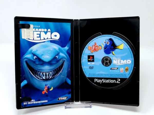 Interior del juego Buscando a Nemo (ESP) para PlayStation 2 con disco y manual