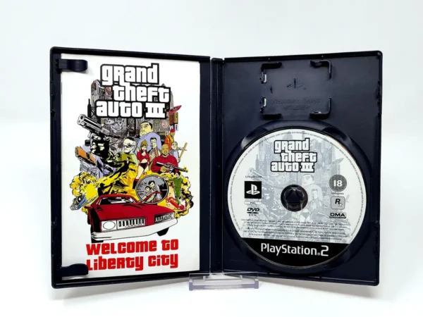 Interior del juego Grand Theft Auto III (UK) para PlayStation 2 con disco y manual