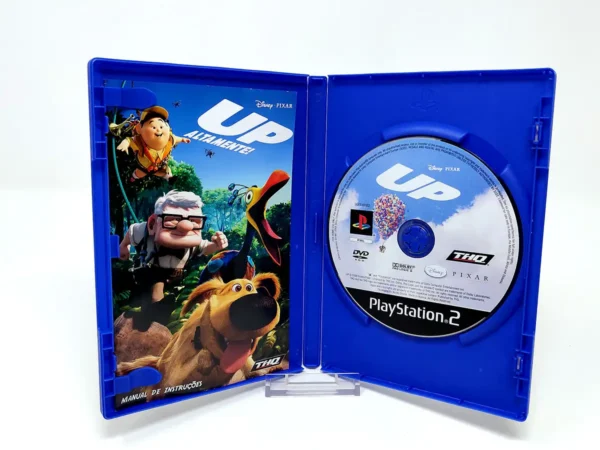 Interior del juego Disney/Pixar Up: Altamente! (POR) para PlayStation 2 con disco y manual