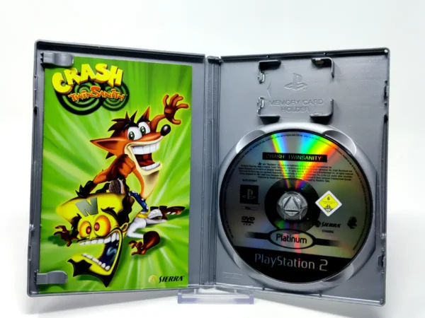 Interior del juego Crash Twinsanity (ESP) (Platinum) para PlayStation 2 con disco y manual