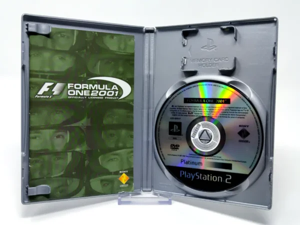 Interior del juego Formula One 2001 (ESP) (Platinum) (Rebajado) para PlayStation 2 con disco y manual