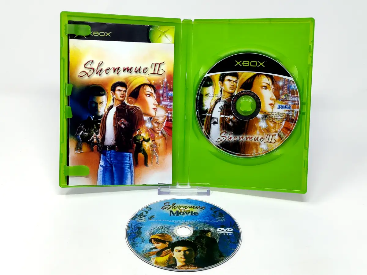 Interior del juego Shenmue II (ESP) para XBOX con disco y manual