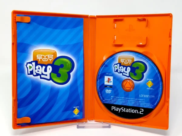 Interior del juego EyeToy: Play 3 (ESP) (v2) para PlayStation 2 con disco y manual