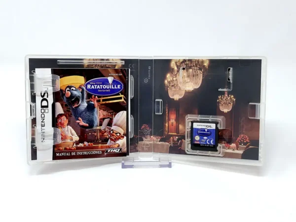 Interior del juego Ratatouille (ESP) para Nintendo DS con disco y manual
