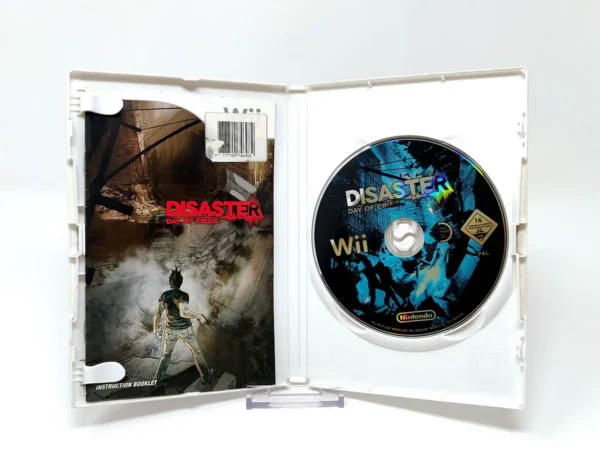 Interior del juego Disaster: Day of Crisis (UK) para Nintendo Wii con disco y manual