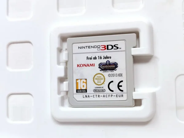 Lateral de la caja de Castlevania: Lords of Shadow: Mirror of Fate (ESP) para Nintendo 3DS