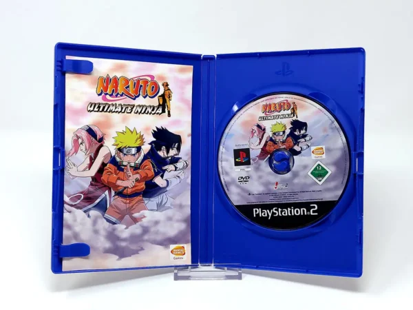 Interior del juego Naruto: Ultimate Ninja (ITA) para PlayStation 2 con disco y manual