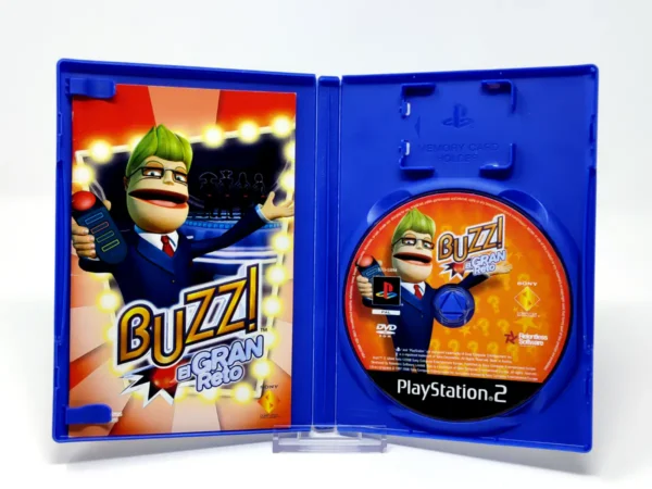 Interior del juego Buzz! El Gran Reto (ESP) (v2) para PlayStation 2 con disco y manual