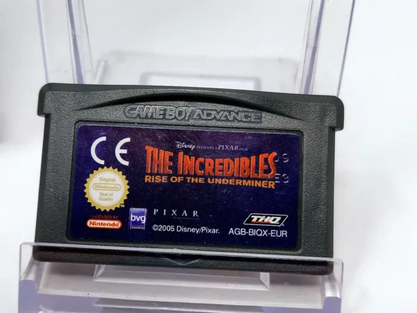 Lateral de la caja de Los Increíbles: La Amenaza del Socavador (ESP) para Nintendo Game Boy Advance