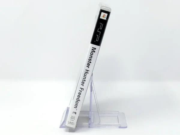 Lateral de la caja de Monster Hunter Freedom (ESP) para PSP